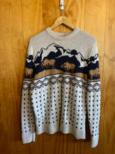 Load image into Gallery viewer, Size Medium Old Navy Men's Sweater &amp; Sweatshirt
