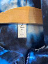 Load image into Gallery viewer, Size M Xersion Blue Women&#39;s Fleece Sweatshirt
