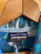 Load image into Gallery viewer, Size Small Patagonia Blue Women's Fleece Sweatshirt

