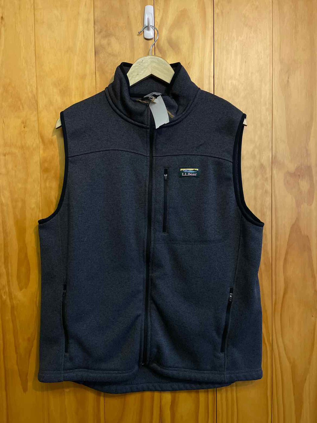 Size Large L.L. Bean Men's Vest