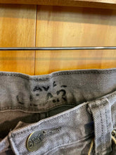 Load image into Gallery viewer, Size 32 Gravel Gear Men's Pants
