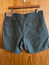 Load image into Gallery viewer, Size 34 Eddie Bauer Men's Shorts
