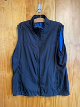 Load image into Gallery viewer, Size Large Kuhl Men&#39;s Vest
