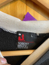 Load image into Gallery viewer, Size Large Robert Bruce Men's Sweater &amp; Sweatshirt
