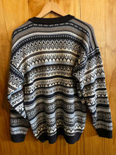 Load image into Gallery viewer, Size L Dale of Norway Men's Sweater &amp; Sweatshirt
