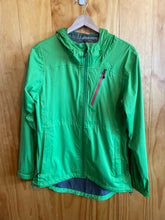 Load image into Gallery viewer, Women Size Small Cabelas Green Women's Rain Jacket
