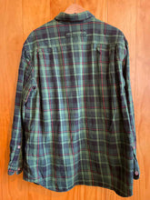 Load image into Gallery viewer, Size XL Duluth Trading Men's Flannel

