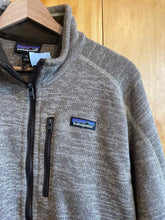 Load image into Gallery viewer, Size XL Patagonia Men&#39;s Sweater &amp; Sweatshirt
