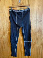 Load image into Gallery viewer, Size XL Guide Gear Black Long Underwear
