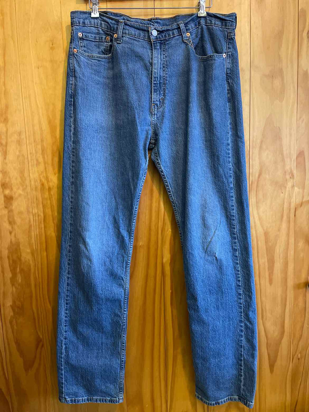 Size 38 Levi's Men's Jeans