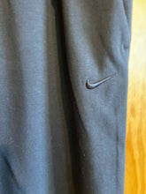 Load image into Gallery viewer, Size Medium Tall Men's Pants
