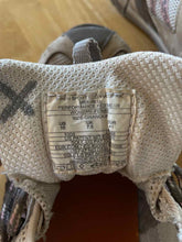 Load image into Gallery viewer, Shoe Size 10 Merrell Tan Hiking Shoes
