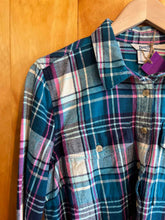Load image into Gallery viewer, Size Medium Duluth Trading Blue Women's Flannel
