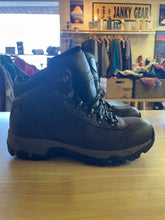 Load image into Gallery viewer, Shoe Size 7.5 Hi tec Hiking Boots

