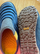 Load image into Gallery viewer, 7 Teva Men's Shoes
