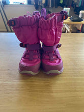 Load image into Gallery viewer, Child Size 6 Stride Rite Girl's Shoe &amp; Boot
