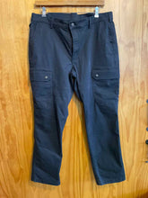 Load image into Gallery viewer, Size 40x32 40 Grit By Duluth Trading Men&#39;s Pants
