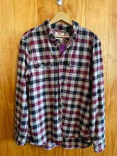 Load image into Gallery viewer, Size Large Fjall Raven Men's Flannel
