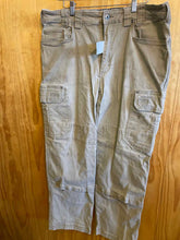 Load image into Gallery viewer, Size 40x32 Duluth Trading Men&#39;s Pants
