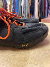 Load image into Gallery viewer, Giro 14.5 Cycling Shoes
