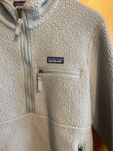 Load image into Gallery viewer, Size S Patagonia Mint Green Women's Fleece Sweatshirt
