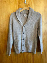 Load image into Gallery viewer, Size Medium Penguin Men's Sweater &amp; Sweatshirt
