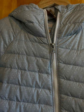 Load image into Gallery viewer, Women Size Large Columbia Grey Women's Jacket
