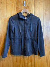 Load image into Gallery viewer, Women Size XS The North Face Grey Women&#39;s Winter Jacket
