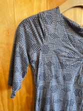 Load image into Gallery viewer, Size Medium Toad &amp; Co Grey Dress
