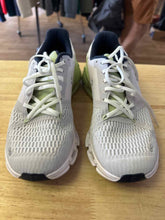 Load image into Gallery viewer, Women&#39;s Shoe Size 8 On Cloud White Running Shoes

