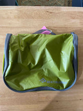 Load image into Gallery viewer, Sea to Summit Travel Bag
