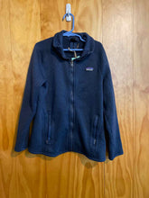 Load image into Gallery viewer, Child Size M Patagonia Girl's Girl's Fleece
