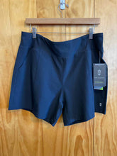 Load image into Gallery viewer, Size XL Free Country Black Women's Shorts
