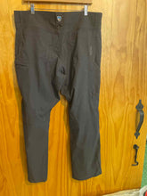 Load image into Gallery viewer, Size 38 Kuhl Men's Pants
