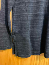 Load image into Gallery viewer, Size M Duluth Trading Co. Men&#39;s Long Sleeve Shirt
