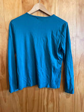 Load image into Gallery viewer, Size M LL Bean Green Women&#39;s Long Sleeve Shirt
