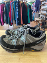 Load image into Gallery viewer, Women&#39;s Shoe Size 8.5 Merrell Grey Hiking Shoes
