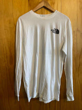 Load image into Gallery viewer, Size Large The North Face Men&#39;s Long Sleeve Shirt
