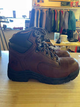Load image into Gallery viewer, Shoe Size 7.5 Timberland Brown Boots
