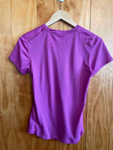 Load image into Gallery viewer, Size S Saucony Pink Women's Short Sleeve Shirt
