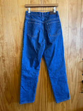 Load image into Gallery viewer, Size 8 LL Bean Denim Women's Pants
