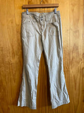 Load image into Gallery viewer, Size 6 Royal Robbins Tan Women&#39;s Pants
