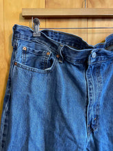 Load image into Gallery viewer, Size 40x32 Levi Men&#39;s Pants
