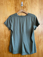 Load image into Gallery viewer, Size XL The North Face Olive Women's Short Sleeve Shirt

