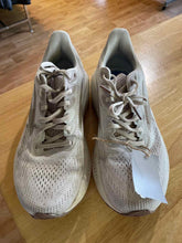 Load image into Gallery viewer, Women's Shoe Size 8 Brooks Champagne Running Shoes
