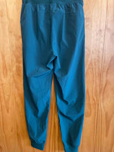 Load image into Gallery viewer, Size XS Under Armour Green Women's Pants
