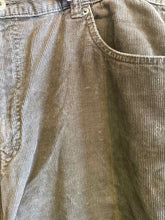 Load image into Gallery viewer, Size 42x32 St John's Bay Men's Pants
