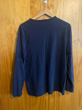 Load image into Gallery viewer, Size Medium Patagonia Navy Women's Long Sleeve Shirt
