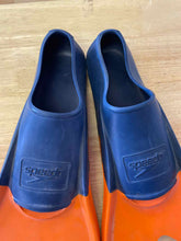 Load image into Gallery viewer, Speedo Fins
