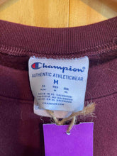 Load image into Gallery viewer, Size Medium Champion Maroon Women's Sweater &amp; Sweatshirt
